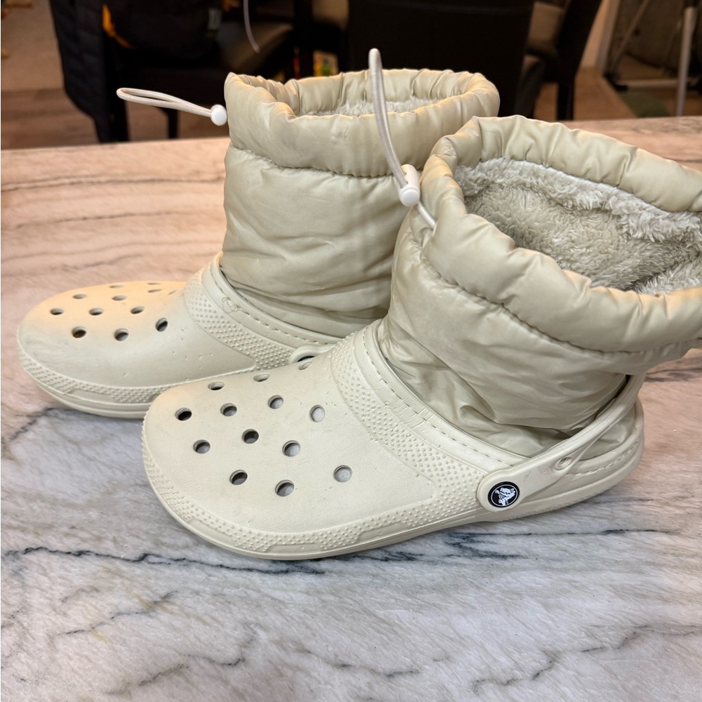 Cozy Cream Winter Crocs with Fleece Lining